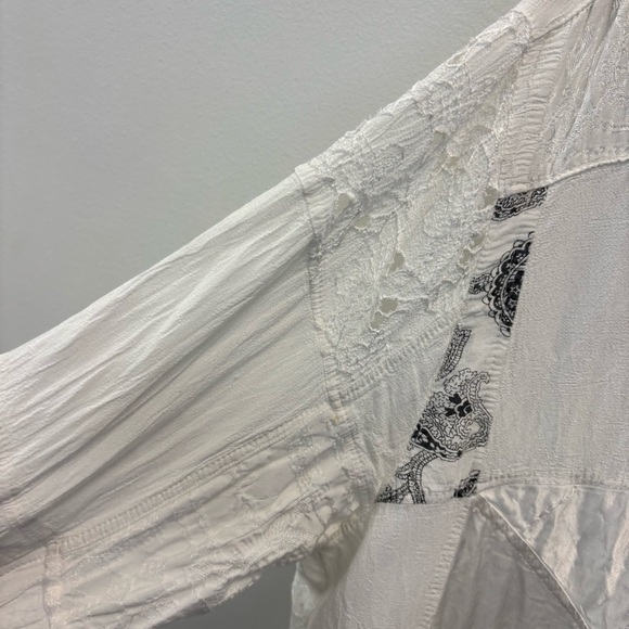 Vintage Ghost by Andrea Sargeant Patchwork Blouse - Picture 4 of 11